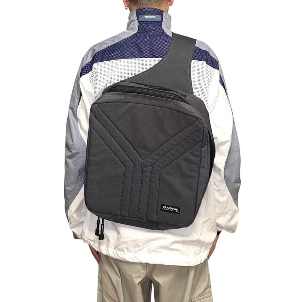 USED】90's YAK PAK × VEXED GENERATION Record Sl