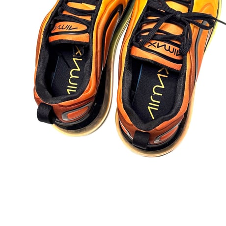 【USED】NIKE AIR MAX 720 SUNRISE