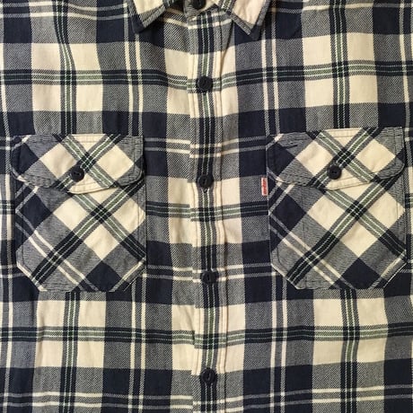 【USED】LEVI'S OVERSIZED CHECK SHIRT