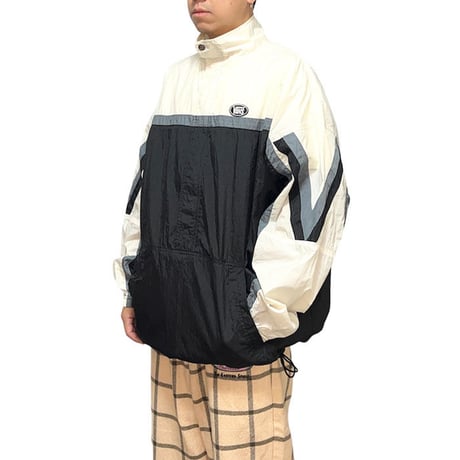【USED】90'S OLD VANS HALF-ZIP NYLON PULLOVER JACKET