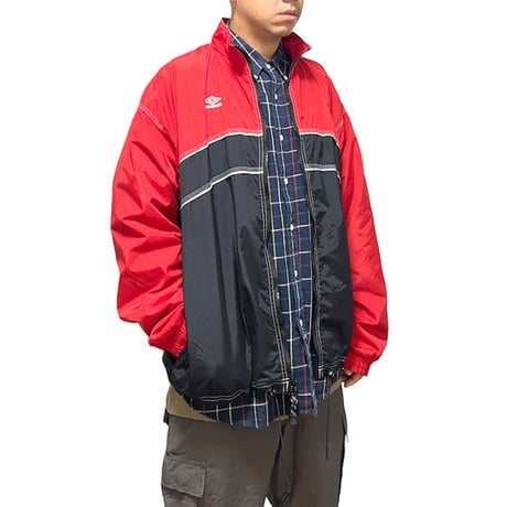 【USED】90'S-00'S UMBRO NYLON TRACK JACKET RED × BLACK
