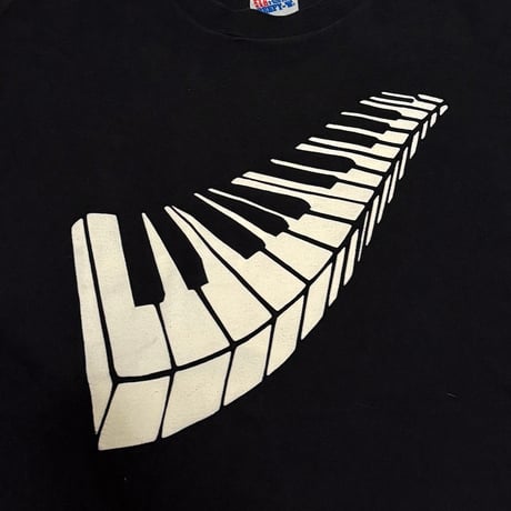 【USED】90's Frederick Antonio And His TWIN GRAND PIANOS T-SHIRT