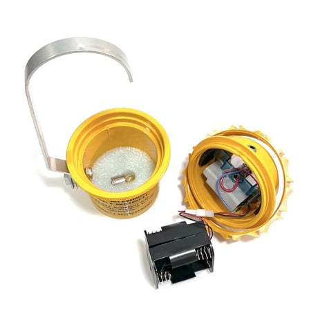 【USED】JULIAN A. MCDERMOTT CORP. FLOODLIGHT