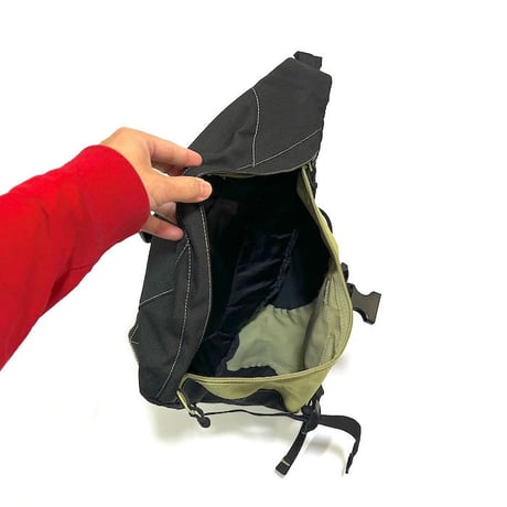 【USED】90'S-00'S LUCKY STRIKE RACING BODY BAG