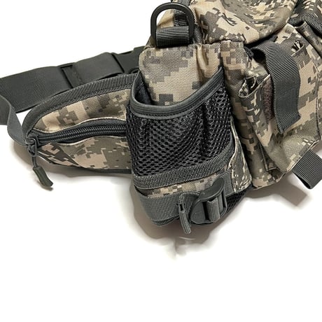 【USED】00's DIGITAL CAMO TACTICAL BUMBAG