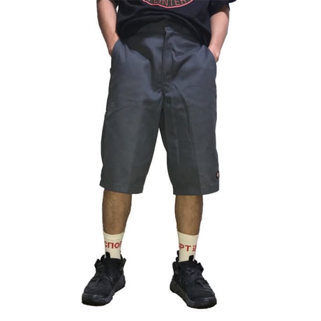 【USED】DICKIES LOOSE FIT WORK SHORTS