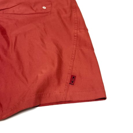 【USED】00's OAKLEY SOFTWARE SHORTS GRADATION RED