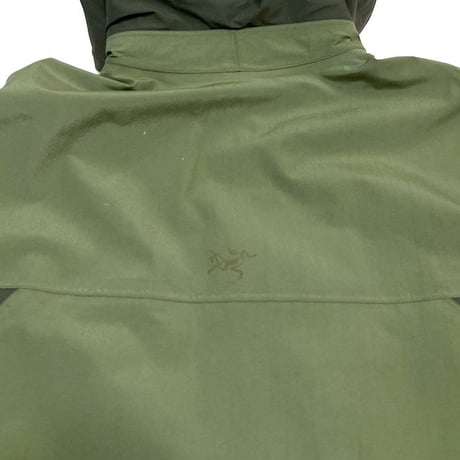 【USED】90'S-00'S ARC'TERYX SIDEWINDER SV JACKET GREEN