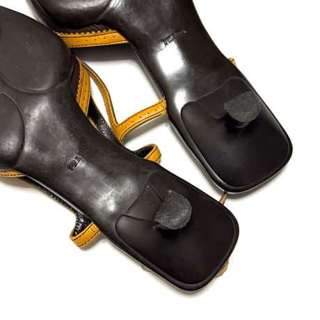 【USED】00's PRADA Two-Tone Slingback Kitten Heel Mules
