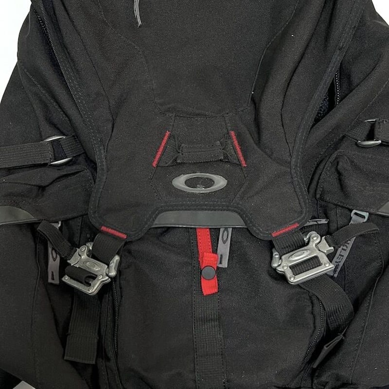USED】00'S OAKLEY TACTICAL BACKPACK | KONBINI