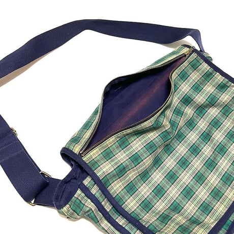 【USED】90'S OLD GAP PLAID MESSENGER BAG
