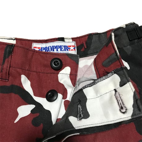 【USED】RED CAMO CARGO PANTS