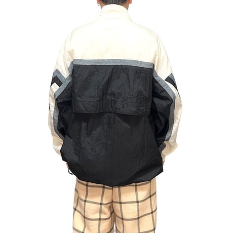 【USED】90'S OLD VANS HALF-ZIP NYLON PULLOVER JACKET