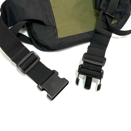 【USED】90'S-00'S STUSSY TECH BUMBAG