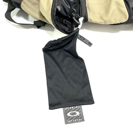【USED】00'S OAKLEY MULTI POCKET BACKPACK