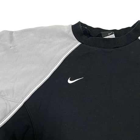 【USED】00'S NIKE RAGLAN SLEEVE POCKET SWEATSHIRT
