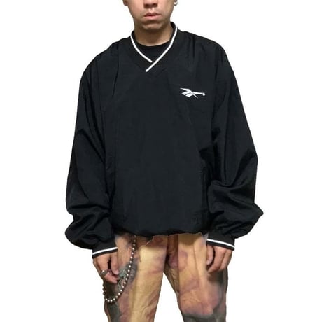 【USED】90'S REEBOK V-NECK NYLON PULLOVER