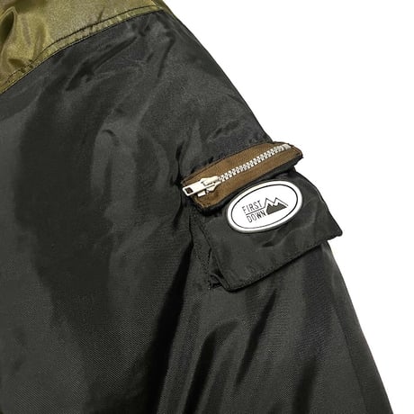 【USED】90'S FIRST DOWN TECHNO STREET WEAR DOWN JACKET