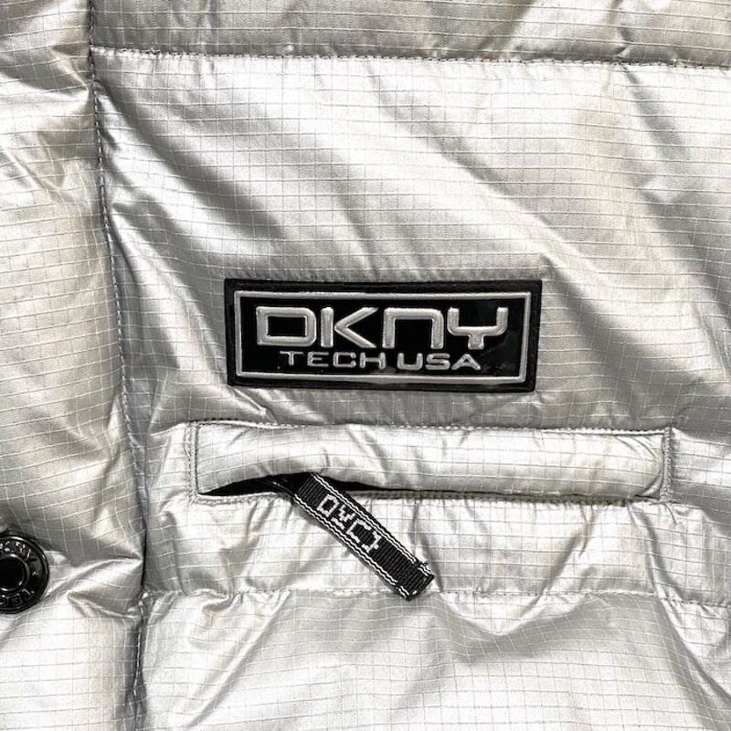 DKNY ダウンベストシルバー　silver 00s DKNY ダウンベストシルバーsilver 00s