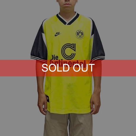 【USED】90'S NIKE 95/96 DORTMUND FOOTBALL SHIRT