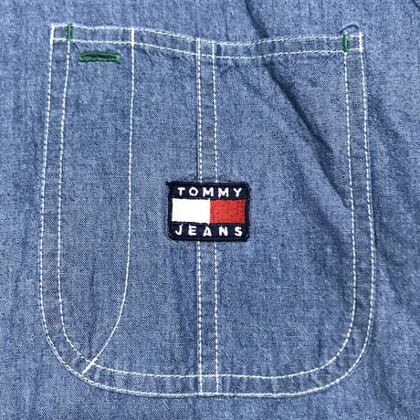 【USED】90'S TOMMY JEANS EMBROIDERED CHAMBRAY SHIRT