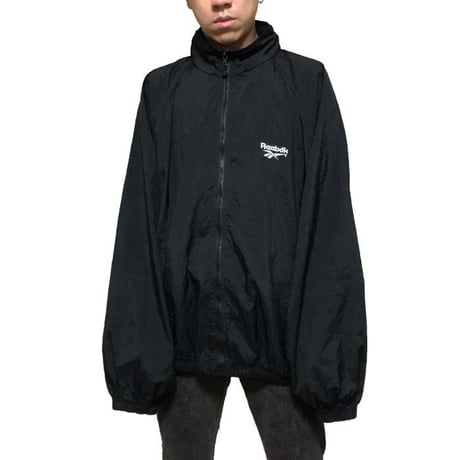 【USED】90'S REEBOK OVERSIZED NYLON JACKET BLACK