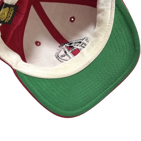 【USED】90'S ANARCHIC ADJUSTMENT 6-PANEL CAP RED