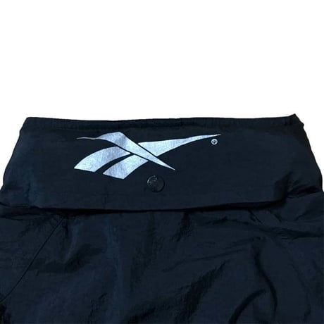 【USED】90'S REEBOK OVERSIZED NYLON JACKET BLACK