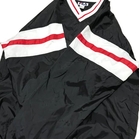 【USED】90'S FILA V-NECK NYLON PULLOVER