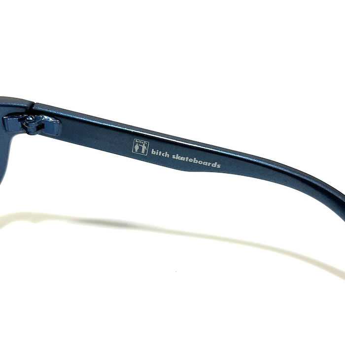 DEAD STOCK】90'S-00'S BITCH SKATEBOARDS SUNGLAS
