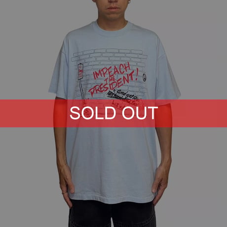 【USED】90's “Impeach The President” Political Graffiti T-shirt