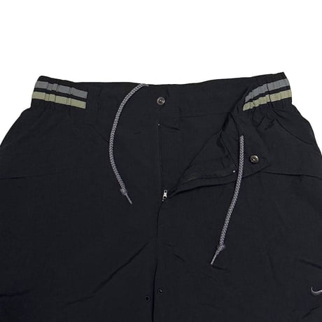 【USED】00's NIKE Ripstop Nylon Shorts Black with Dual-Tone Waist Stripe