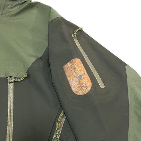 【USED】90'S-00'S ARC'TERYX SIDEWINDER SV JACKET GREEN