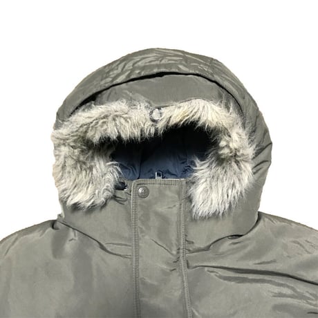 【USED】00'S COLUMBIA OVERSIZED DOWN JACKET WITH FUR HOOD