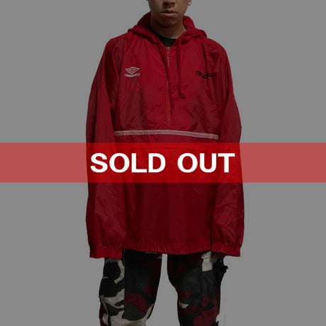【USED】90'S UMBRO NYLON ANOLAK RED