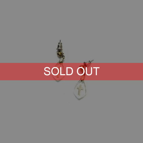 【BOOMBABA BOUTIQUE】Vintage resin cross earrings