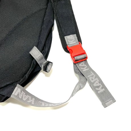 【USED】90'S-00'S KARL KANI BODY BAG
