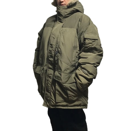 【USED】00'S COLUMBIA OVERSIZED DOWN JACKET WITH FUR HOOD