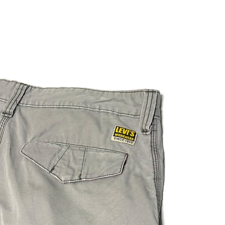 【USED】00's Levi's WORKWEAR LOOSE FIT CARGO SHORTS