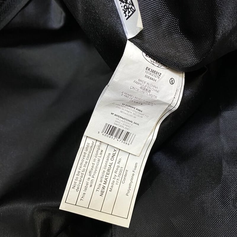 @*@様 【レア完売品】RAF SIMONS×EASTPAK パンクポスター ト EASTPAK X RAF SIMONS Silver Satin Punk Poster Padded