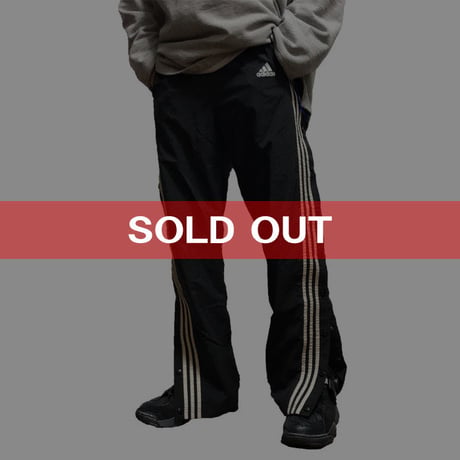 【USED】90'S  ADIDAS SIDE SEAM SLITS WITH SNAP BUTTON NYLON TRACK PANTS BLACK