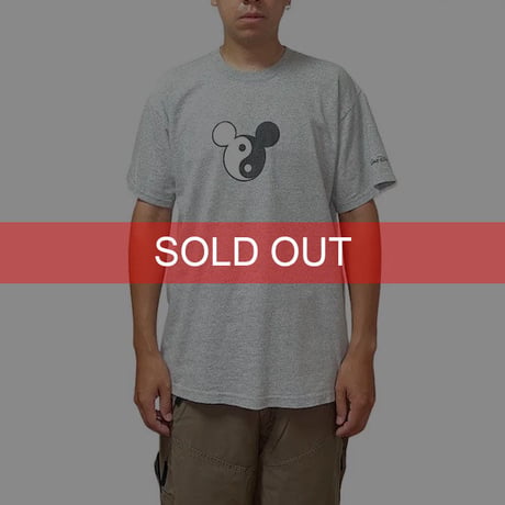 【USED】90'S-00'S MICKEY YIN-YANG T-SHIRT