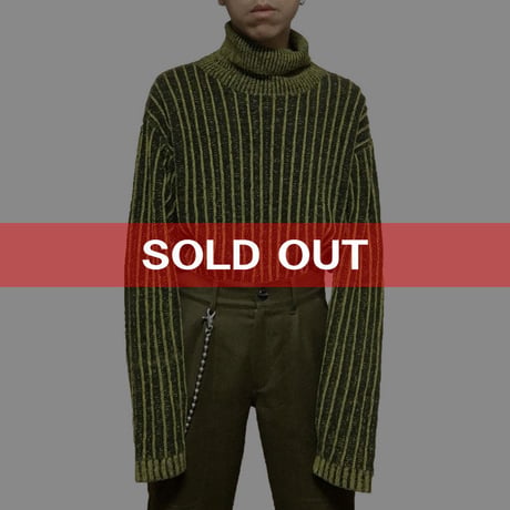 【USED】OVERSIZED HIGH NECK KNIT TOP