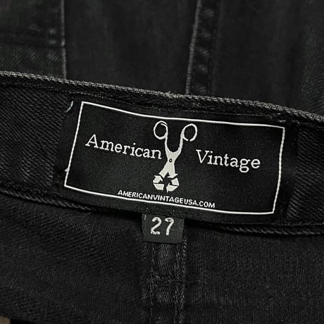 【USED】00's American Vintage Levi's BLACK DENIM SHORTS