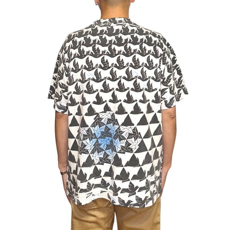【USED】90's M.C.ESCHER ALL OVER PRINT T-SHIRT