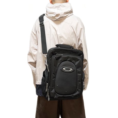 【USED】00'S OAKLEY VERTICAL COMPUTER BAG 3.0