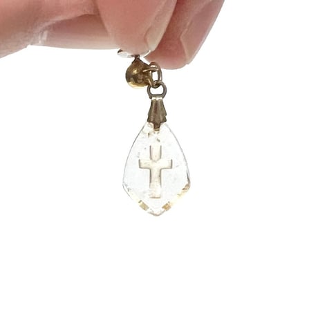 【BOOMBABA BOUTIQUE】Vintage resin cross earrings