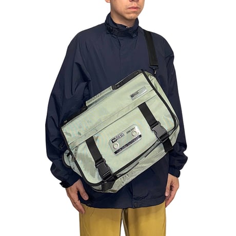 【USED】00's DIESEL "Sub Zero Ice Station" Messenger Bag