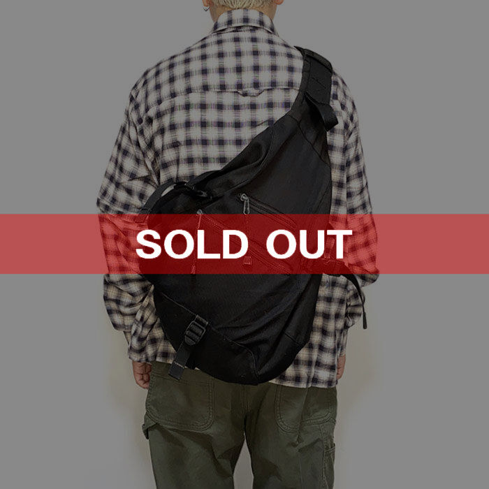 USED】90'S-00'S OLD GAP BODY BAG | KONBINI