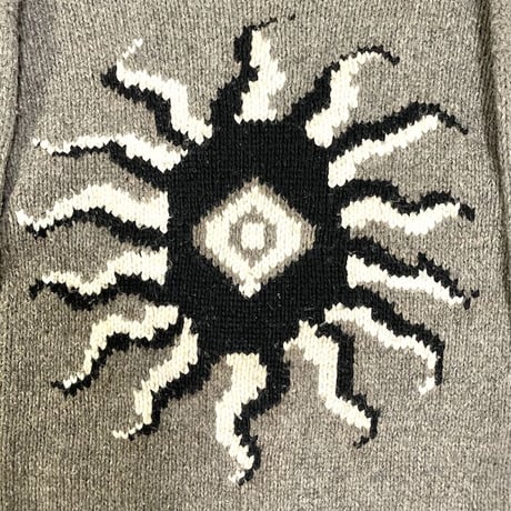 【USED】00'S ECUADOR MADE HAND KNIT WOOL SWEATER
